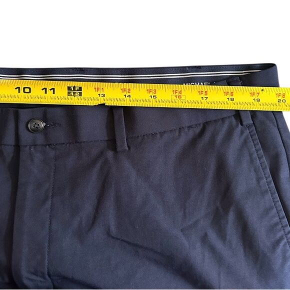 Michael Kors Men's Classic Fit Cotton Stretch Performance Pants. Navy. 40x32 - Picture 5 of 7